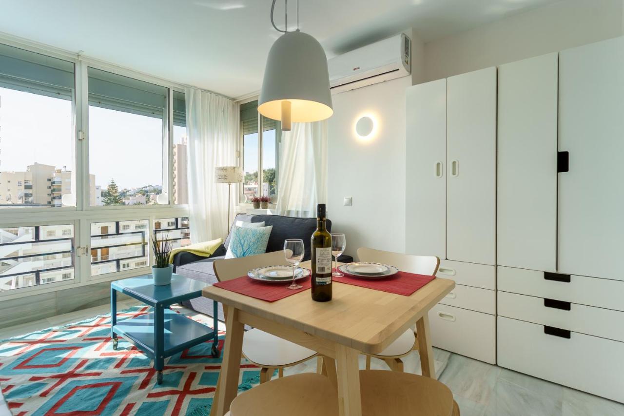 Malagasuite Carihuela Seaview Torremolinos Exterior photo